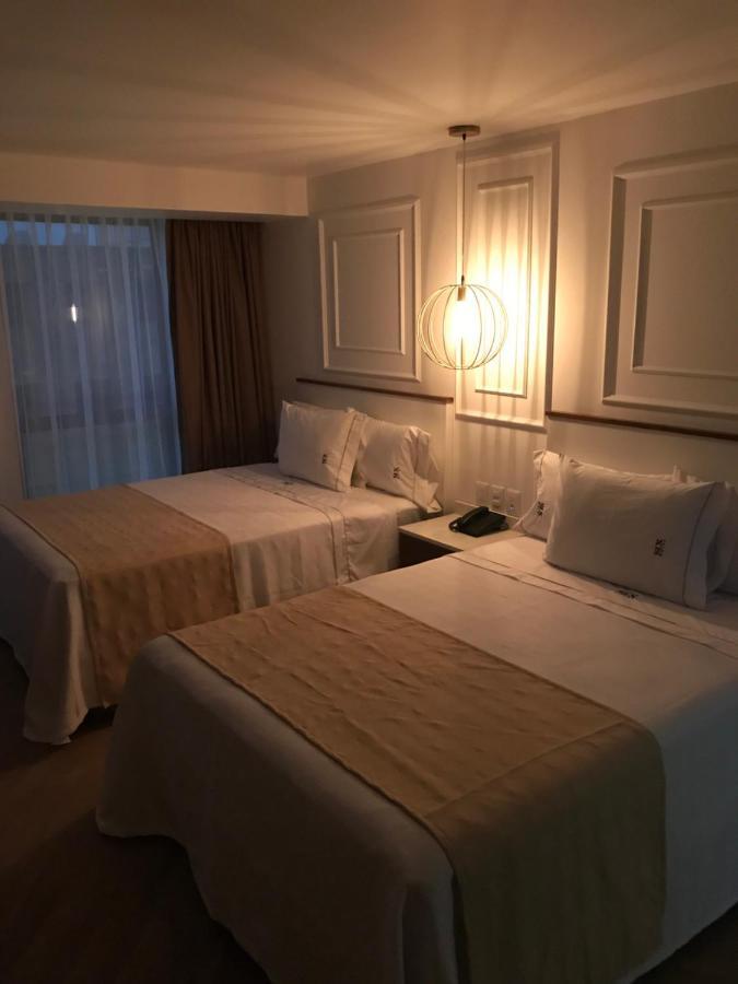 Six Hotel Guadalajara Degollado Bagian luar foto