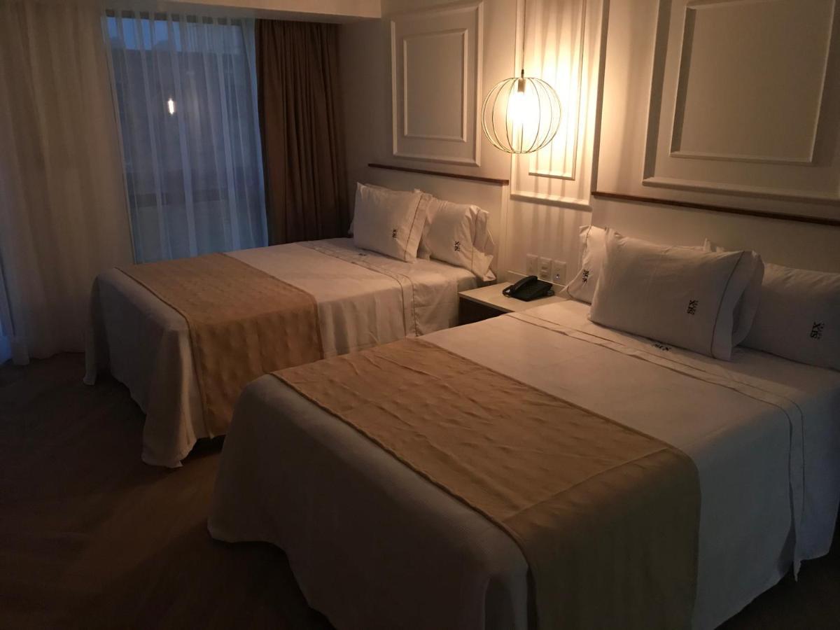 Six Hotel Guadalajara Degollado Bagian luar foto