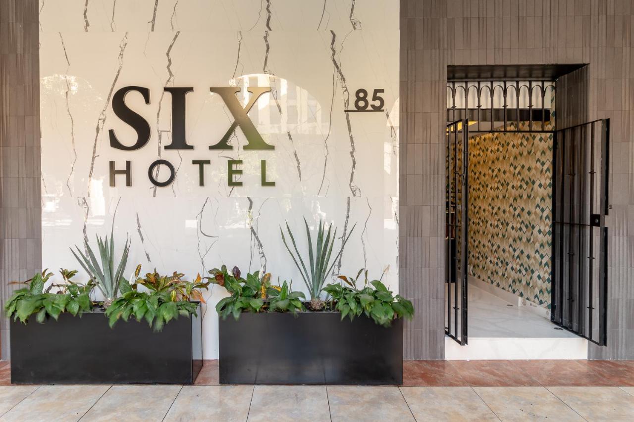 Six Hotel Guadalajara Degollado Bagian luar foto