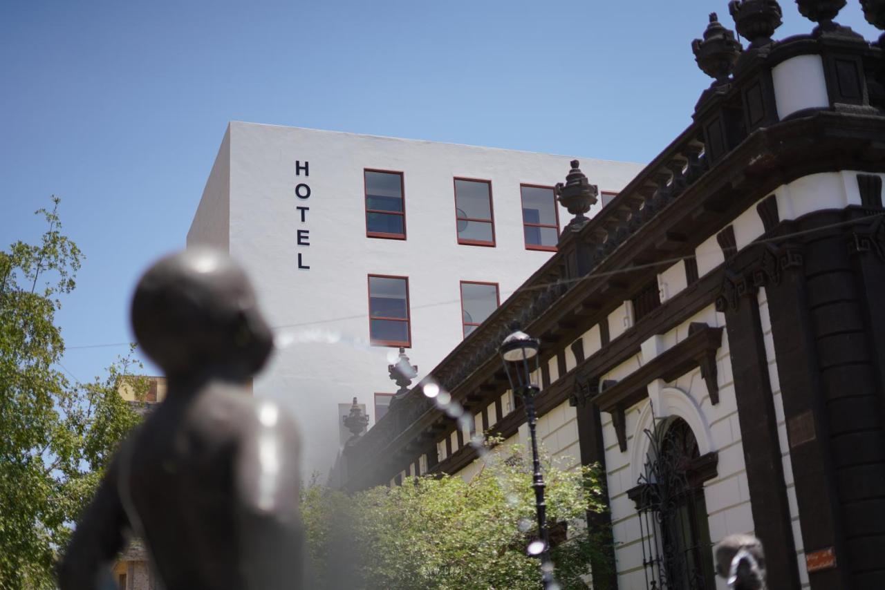 Six Hotel Guadalajara Degollado Bagian luar foto